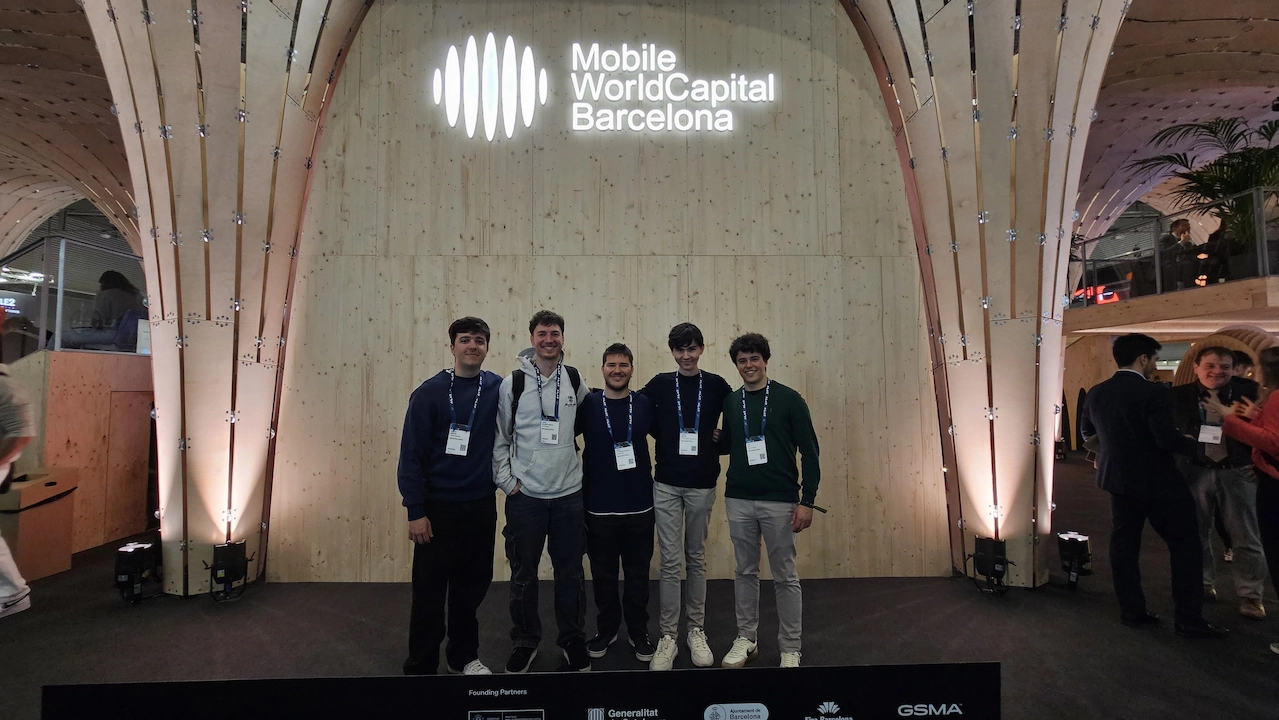 Mobile 1